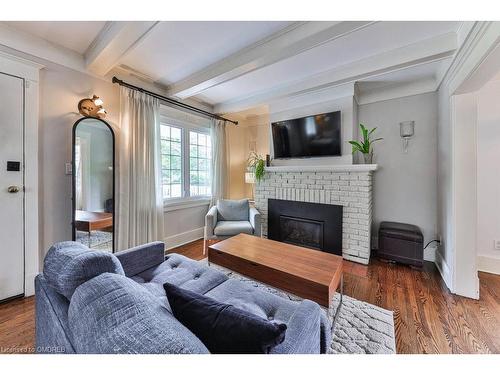 27 Woodlawn Avenue, Mississauga, ON - Indoor Photo Showing Living Room With Fireplace