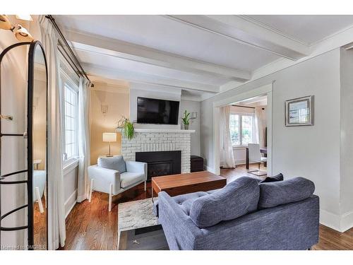 27 Woodlawn Avenue, Mississauga, ON - Indoor Photo Showing Living Room With Fireplace