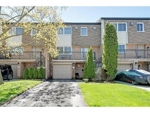 5-80 Sarah Lane, Oakville, ON - Outdoor With Balcony With Facade