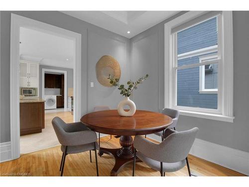 376 Pine Street, Milton, ON - Indoor Photo Showing Dining Room