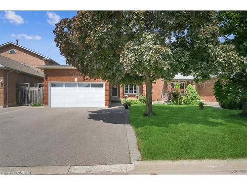 4489 Stonemill Court, Mississauga, ON - Outdoor