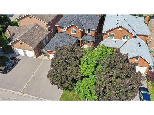 4489 Stonemill Court, Mississauga, ON - Outdoor