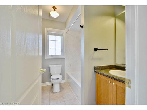 166 Succession Crescent, Barrie, ON - Indoor Photo Showing Bathroom