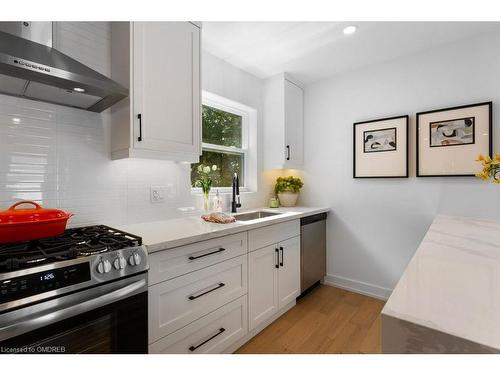 483 Holtby Avenue, Burlington, ON - Indoor Photo Showing Kitchen