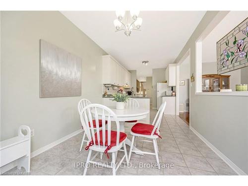 8 Meadowlark Drive, Georgetown, ON - Indoor Photo Showing Dining Room