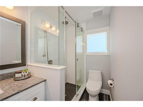 2059 White Dove Circle, Oakville, ON - Indoor Photo Showing Bathroom