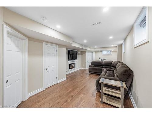 46 Hugill Way, Waterdown, ON - Indoor