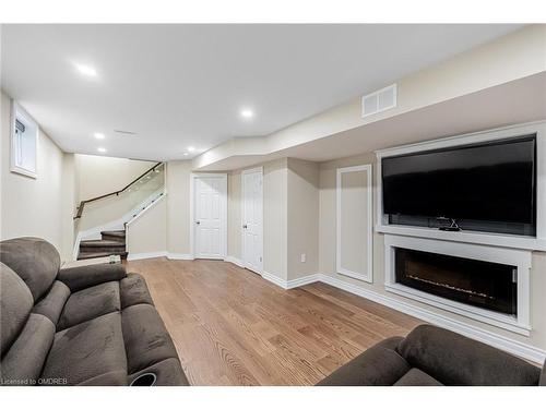 46 Hugill Way, Waterdown, ON - Indoor Photo Showing Living Room With Fireplace