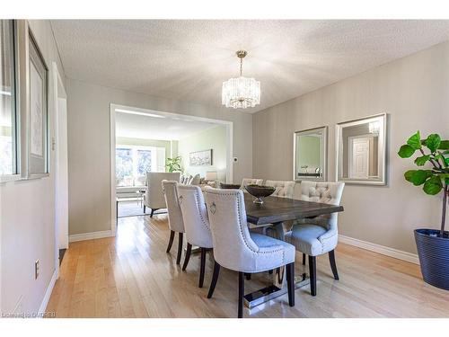 3175 Thorncrest Drive, Mississauga, ON - Indoor Photo Showing Dining Room