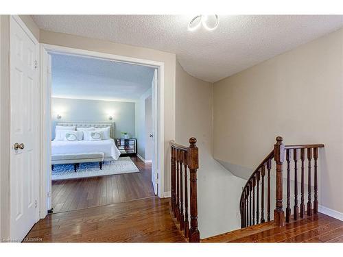 3175 Thorncrest Drive, Mississauga, ON - Indoor