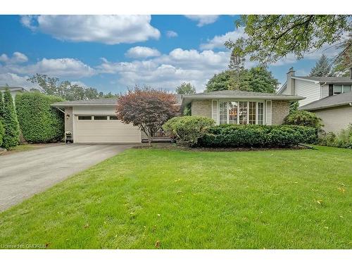 2492 Woburn Crescent, Oakville, ON - Outdoor With Facade