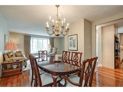 2492 Woburn Crescent, Oakville, ON - Indoor Photo Showing Dining Room