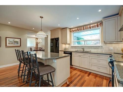 2492 Woburn Crescent, Oakville, ON - Indoor