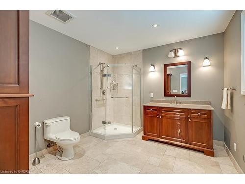 2492 Woburn Crescent, Oakville, ON - Indoor Photo Showing Bathroom