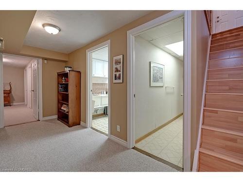 2492 Woburn Crescent, Oakville, ON - Indoor Photo Showing Other Room