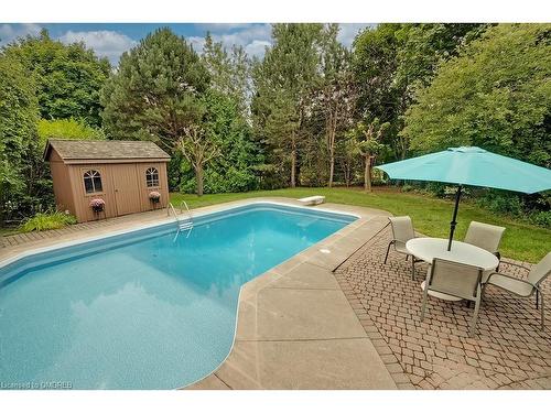 2492 Woburn Crescent, Oakville, ON - Outdoor With In Ground Pool With Backyard