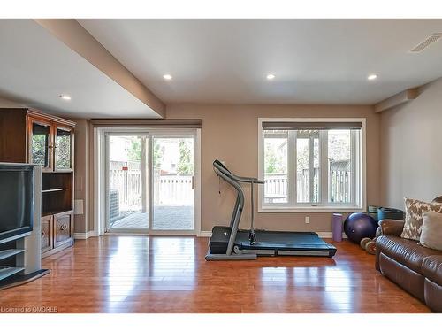 2433 Presquile Drive, Oakville, ON - Indoor