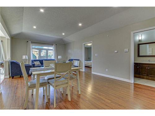 123 Coulas Crescent, Waterford, ON - Indoor Photo Showing Dining Room