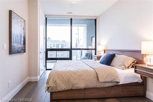 207-101 Locke Street S, Hamilton, ON - Indoor Photo Showing Bedroom