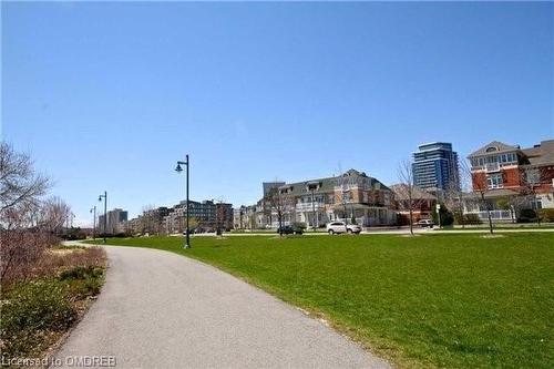 1404-1 Hurontario Street, Mississauga, ON - Outdoor