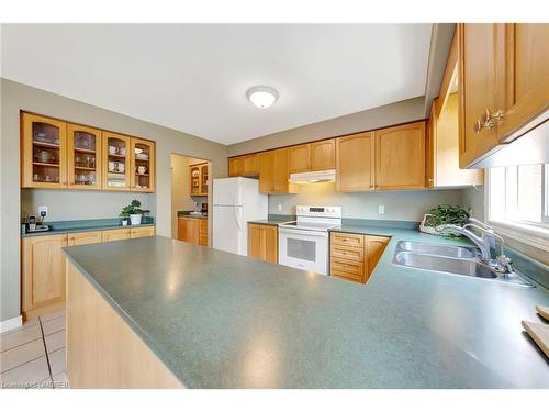 227 Farley Drive, Guelph, ON - Indoor Photo Showing Kitchen With Double Sink