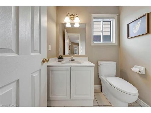 227 Farley Drive, Guelph, ON - Indoor Photo Showing Bathroom