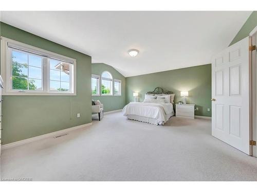 227 Farley Drive, Guelph, ON - Indoor Photo Showing Bedroom