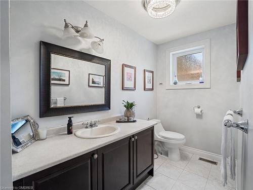 2215 Springfield Court, Mississauga, ON - Indoor Photo Showing Bathroom