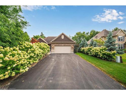 18 Martha Court, Fenwick, ON - Outdoor With Facade