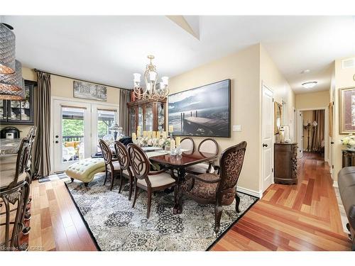 18 Martha Court, Fenwick, ON - Indoor Photo Showing Other Room