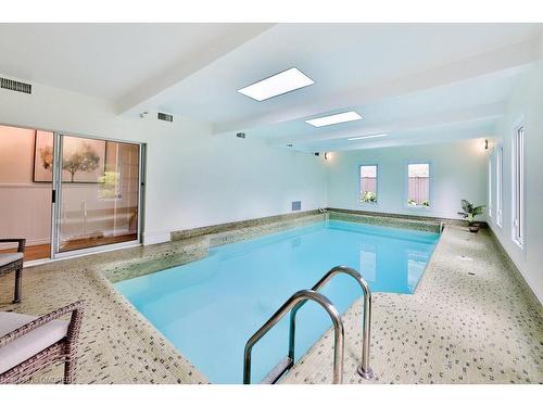 1316 Cambridge Drive, Oakville, ON - Indoor Photo Showing Other Room With In Ground Pool