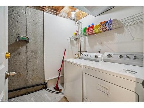 3-1513 Upper Middle Road, Burlington, ON - Indoor Photo Showing Laundry Room