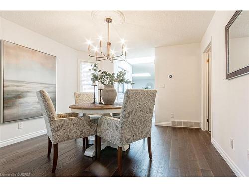 1227 Nathaniel Crescent, Burlington, ON - Indoor Photo Showing Dining Room