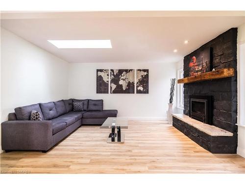 14399 Kennedy Road, Caledon, ON - Indoor Photo Showing Living Room With Fireplace