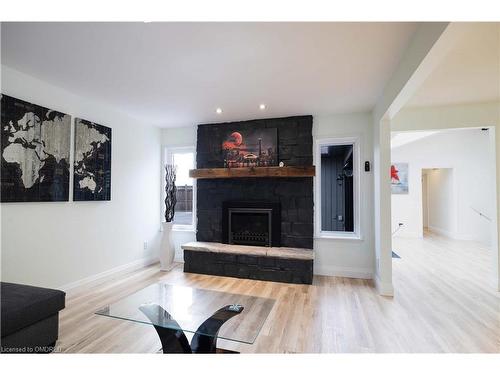 14399 Kennedy Road, Caledon, ON - Indoor Photo Showing Living Room With Fireplace