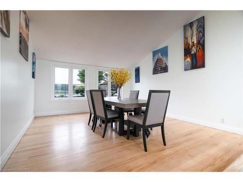 14399 Kennedy Road, Caledon, ON - Indoor Photo Showing Dining Room