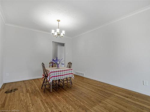 71 Wheatsheaf Crescent, Toronto, ON - Indoor Photo Showing Dining Room