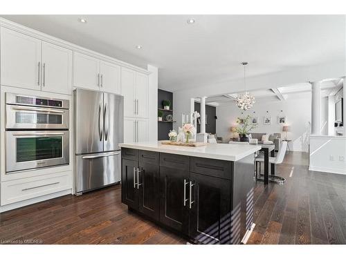 2420 Spring Meadow Way, Oakville, ON - Indoor Photo Showing Kitchen With Stainless Steel Kitchen With Upgraded Kitchen