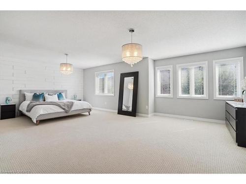 2420 Spring Meadow Way, Oakville, ON - Indoor Photo Showing Bedroom