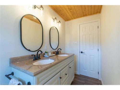 Main-55 Burness Drive, St. Catharines, ON - Indoor Photo Showing Bathroom