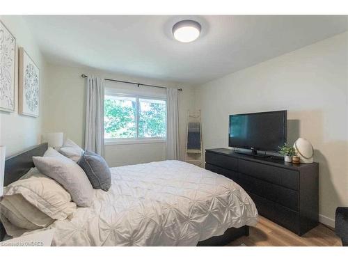 Main-55 Burness Drive, St. Catharines, ON - Indoor Photo Showing Bedroom