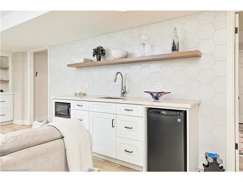 78 Connor Avenue, Collingwood, ON - Indoor Photo Showing Kitchen