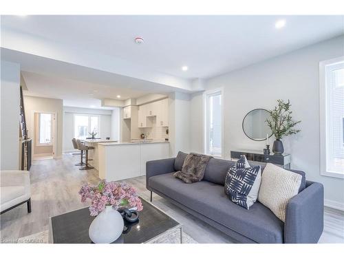 47 Winters Crescent, Collingwood, ON - Indoor Photo Showing Living Room