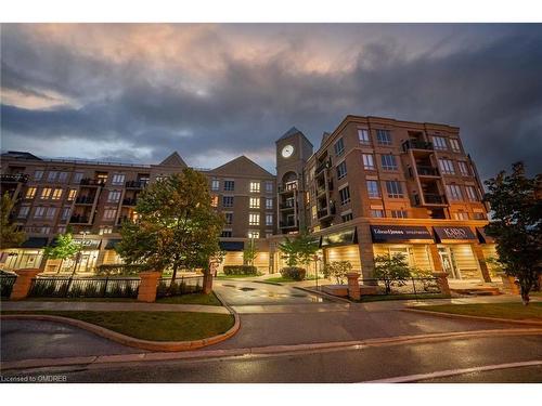 420-5327 Upper Middle Road, Burlington, ON - Outdoor With Balcony With Facade