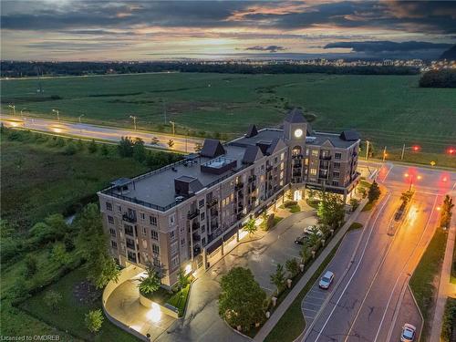 420-5327 Upper Middle Road, Burlington, ON - Outdoor With View