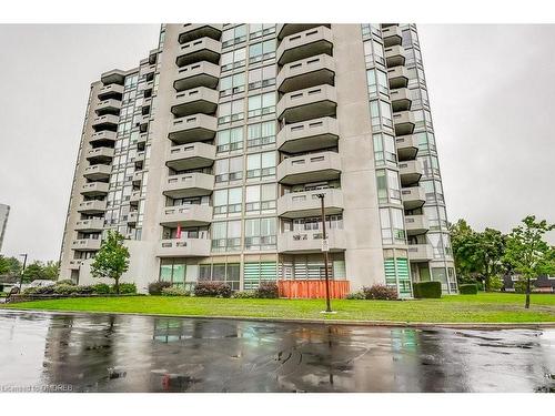 402-5070 Pinedale Avenue, Burlington, ON - Outdoor With Balcony With Facade