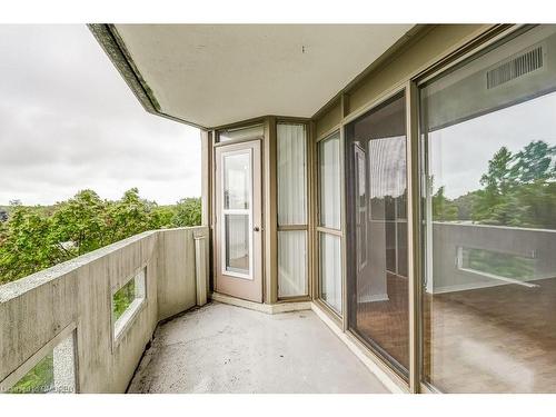 402-5070 Pinedale Avenue, Burlington, ON - Outdoor With Balcony With Exterior