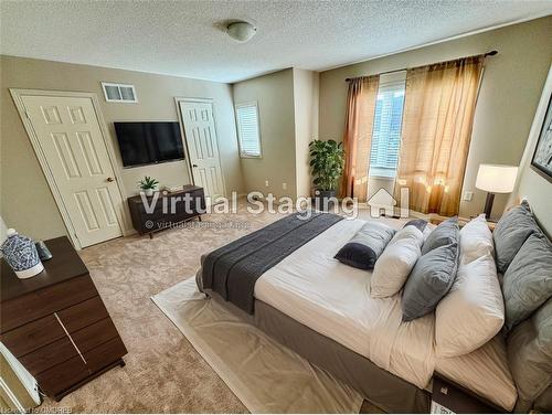 1807 Cobra Crescent, Burlington, ON - Indoor Photo Showing Bedroom