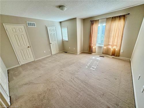 1807 Cobra Crescent, Burlington, ON - Indoor Photo Showing Other Room