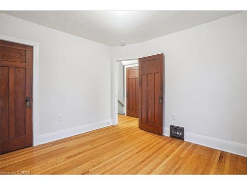 16 Senator Avenue, Hamilton, ON - Indoor Photo Showing Other Room